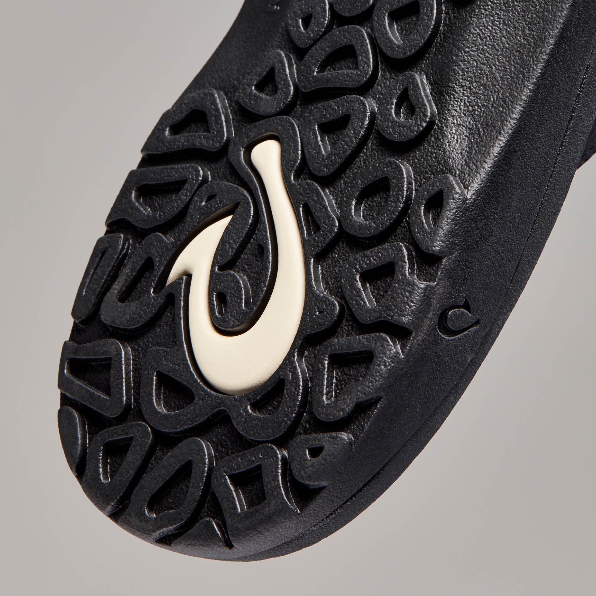 'Ohana - Black - Image 8