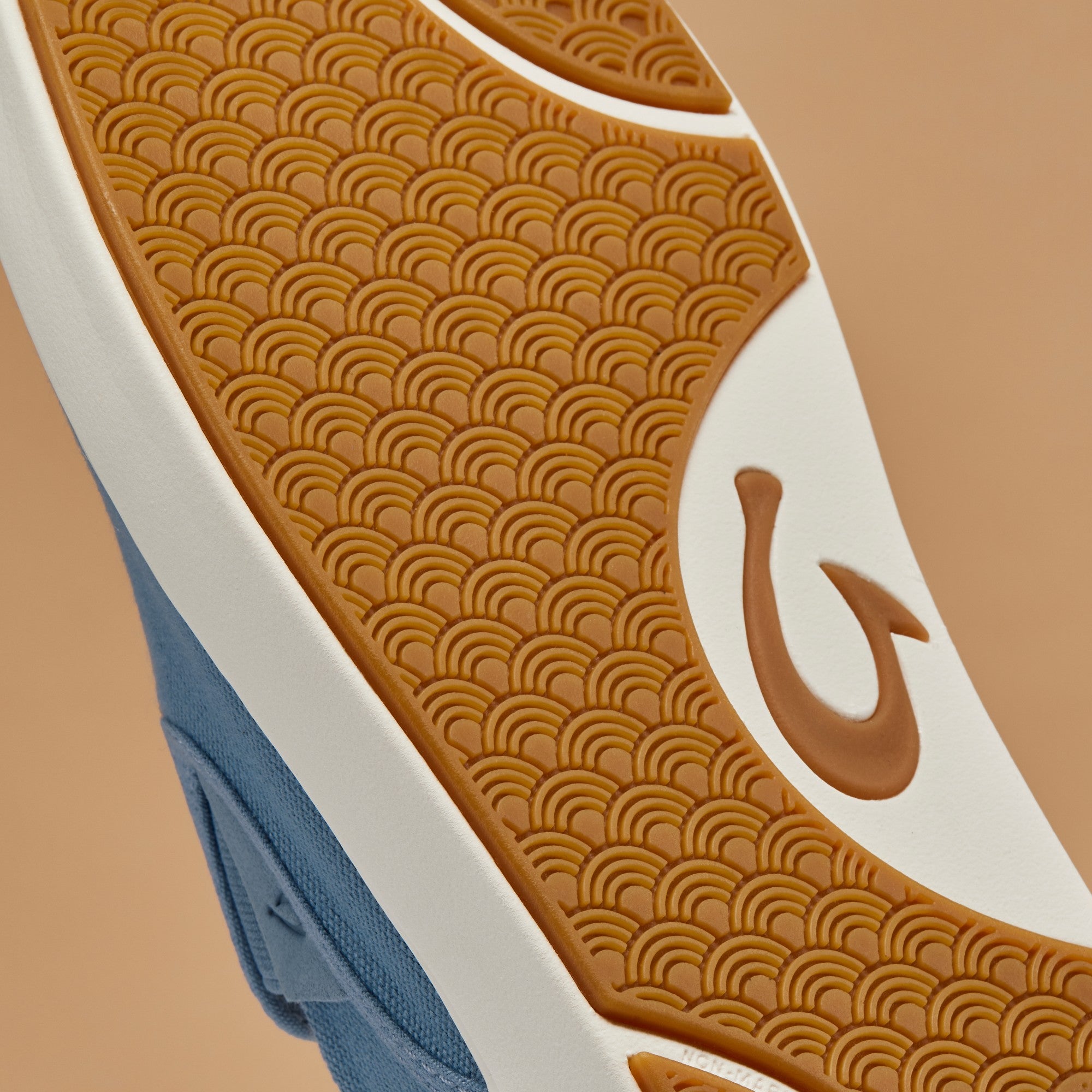 Lae'ahi - Blissful Blue / Canvas - Image 7