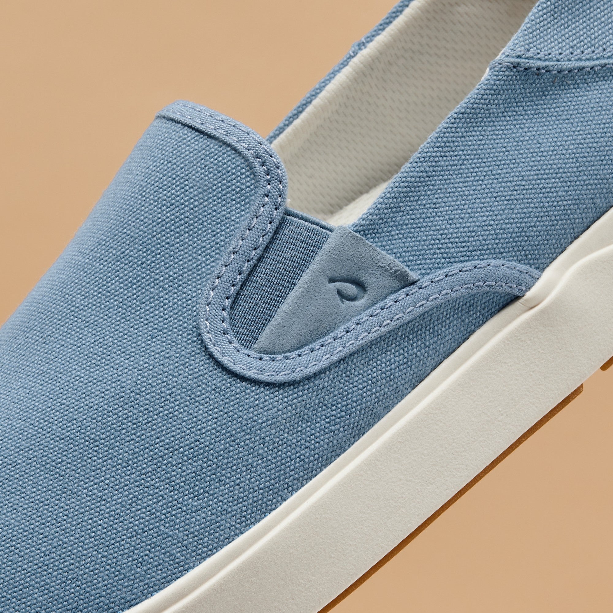 Lae'ahi - Blissful Blue / Canvas - Image 2